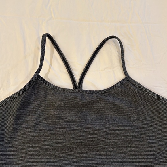 Power Y Tank Top Size 8 - Picture 2 of 6